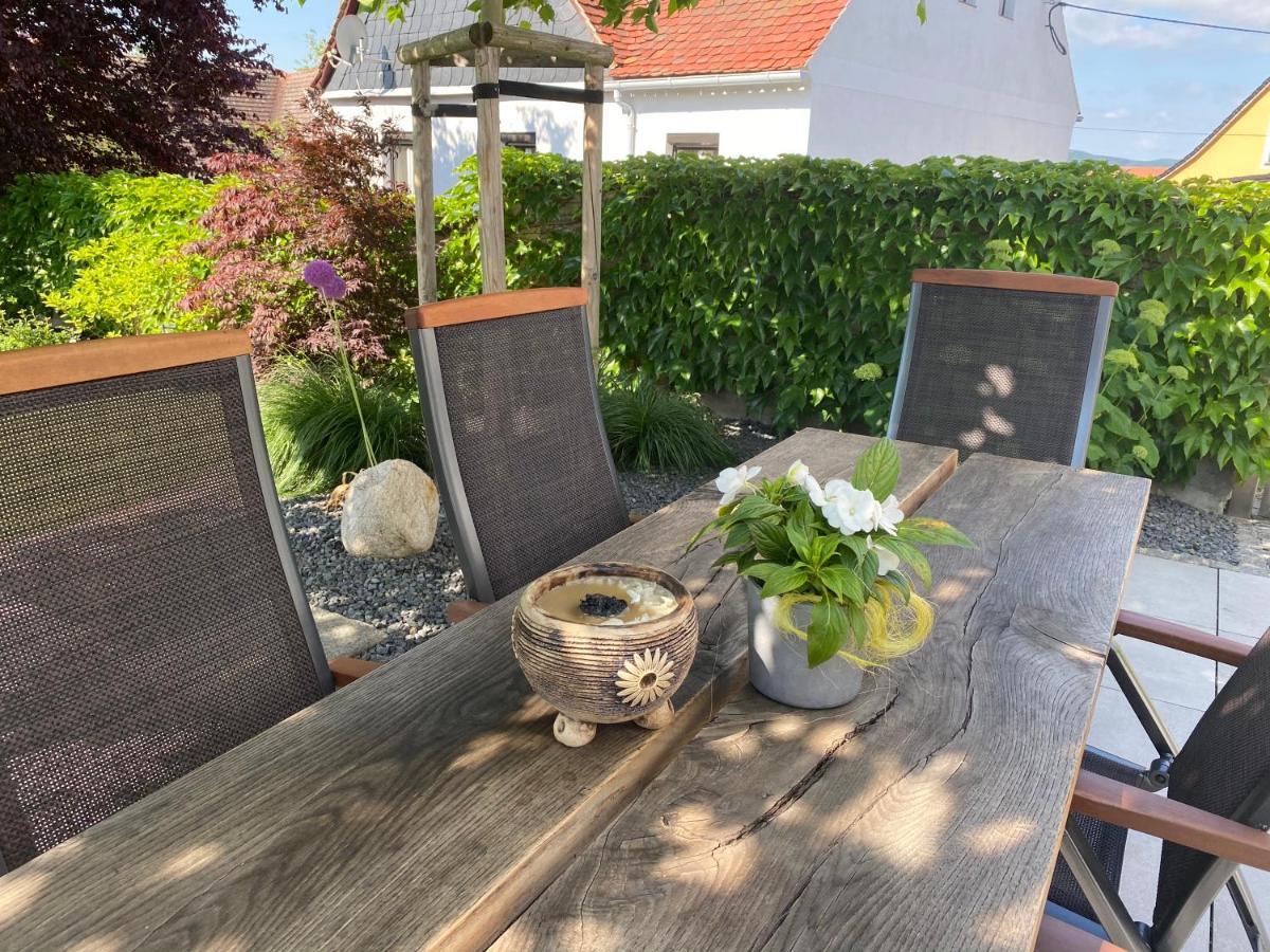 Ferienwohnung Klosterblick In Der Oberlausitz Panschwitz-Kuckau ภายนอก รูปภาพ